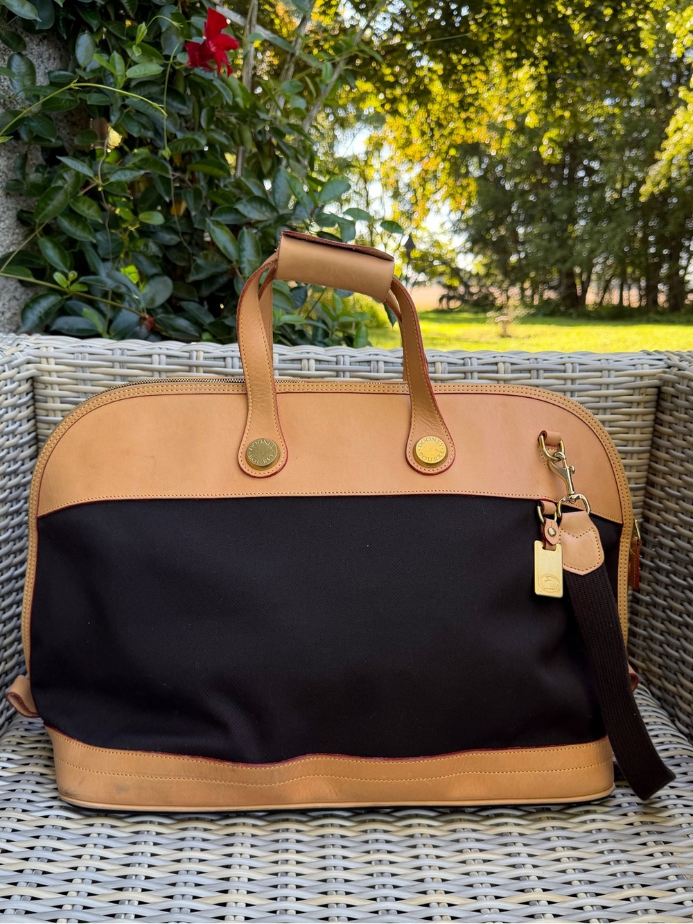 Vintage Dooney & Bourke Cabriolet Weekender Bag Overnight Handbag